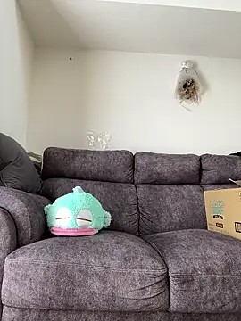 waka3232 online show from February 16, 2026, 2:29 am