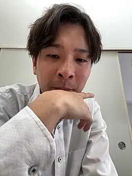 waka3232 online show from April 21, 2026, 2:51 am