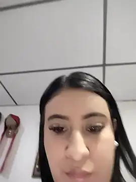 mialorents online show from September 12, 2025, 1:22 pm