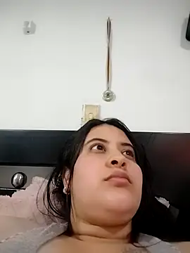 mialorents online show from February 2, 2026, 11:47 pm