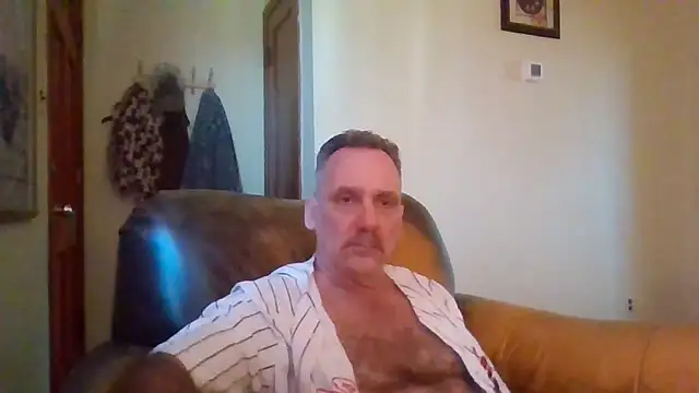 HunkofRock online show from November 11, 2025, 6:41 pm