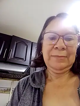 victoria wayne online show from April 19, 2026, 9:19 am