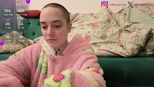 OllympeKaii online show from November 21, 2025, 9:35 pm