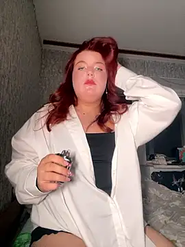 Snapshot of Dreamy_Desire chatting on October 10, 2025, 5:34 pm Dreamy Desire online show from October 10, 2025, 5:34 pm