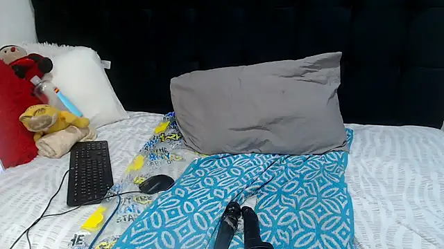 TaurusClitCake online show from September 30, 2025, 1:54 am