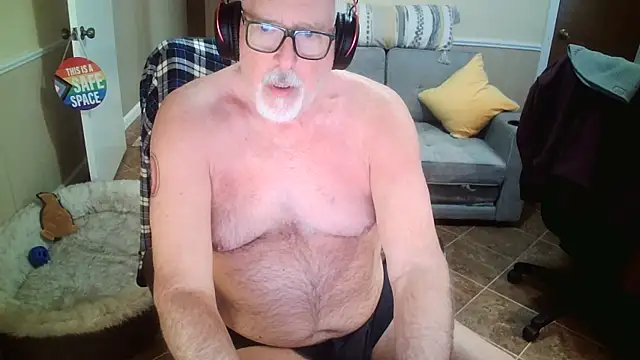 superbearboss online show from January 14, 2026, 8:03 pm