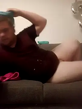 Derbaer1990 online show from September 12, 2025, 6:52 pm