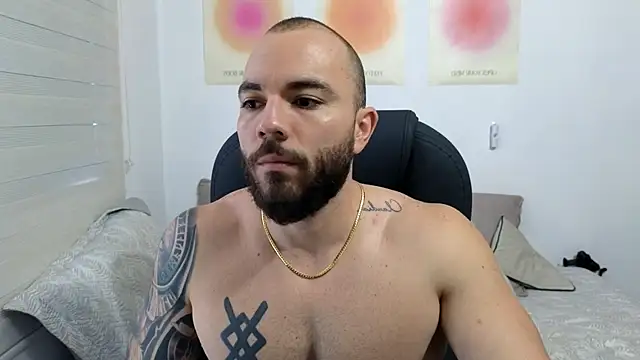 Isaac Carter online show from April 20, 2026, 11:35 am