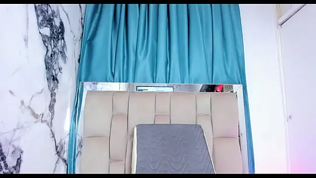 AvaX 777 online show from November 11, 2025, 12:38 pm