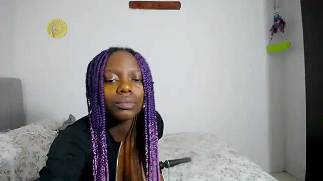 Snapshot of Kennya__ chatting on March 19, 2025, 8:12 am Kennya online show from March 19, 2025, 8:12 am