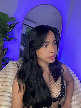  Emily Thompson  online show from December 20, 2025, 3:13 am