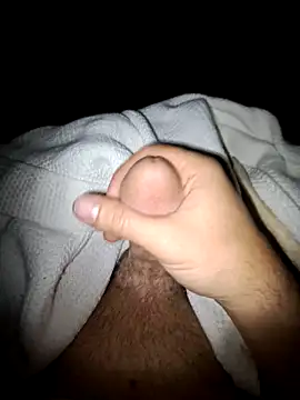 Snapshot of Messyman1187 chatting on October 29, 2025, 3:09 am Messyman1187 online show from October 29, 2025, 3:09 am