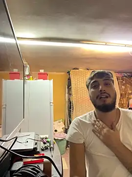 Bello98sud online show from October 25, 2025, 4:13 pm