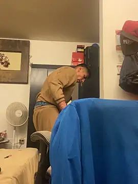 Feendy17 online show from February 25, 2026, 7:51 am