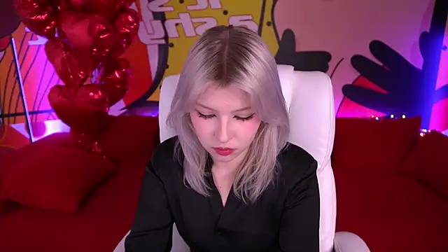 SelenaIris online show from March 10, 2025, 5:18 pm