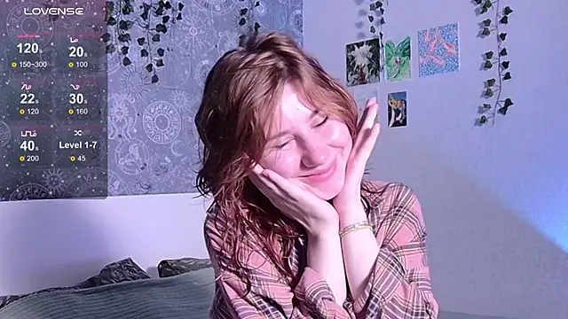 Snapshot of Cute_Cate404 chatting on October 25, 2025, 2:52 am Cute Cate404 online show from October 25, 2025, 2:52 am