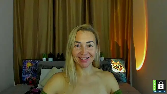 Kiss julli88I online show from October 25, 2025, 5:30 pm