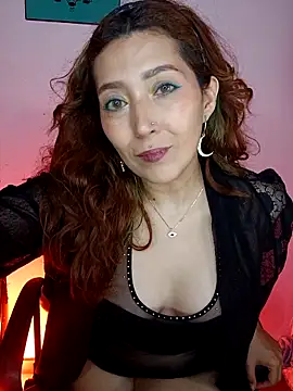 Snapshot of Luz_delunaa chatting on May 14, 2026, 4:52 am Luz delunaa online show from May 14, 2026, 4:52 am
