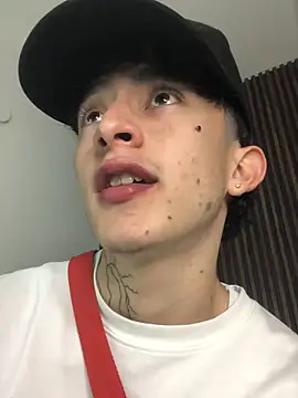 troy rouge online show from October 3, 2025, 7:00 pm