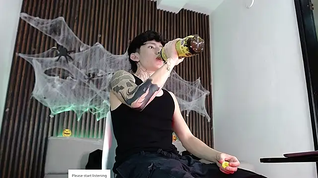 troy rouge online show from October 16, 2025, 7:15 pm