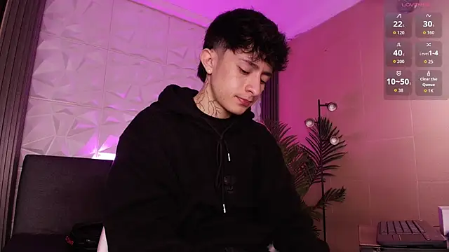 troy rouge online show from November 27, 2025, 4:31 pm