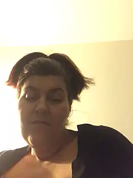 Curvy-Essex-Milf online show from March 23, 2025, 3:54 am