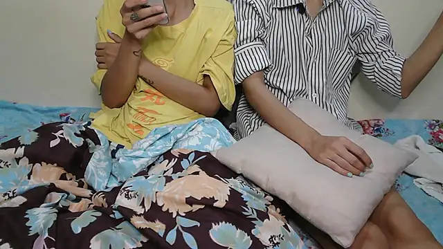 Snapshot of NaughtyThrouple007 chatting on November 1, 2025, 5:48 pm NaughtyThrouple007 online show from November 1, 2025, 5:48 pm