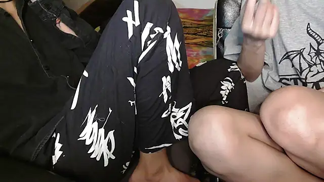 NaughtyThrouple007 online show from February 19, 2026, 12:06 am