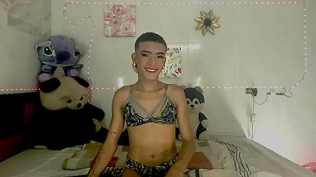 Snapshot of KimberlyXtreme chatting on September 19, 2025, 12:12 am KimberlyXtreme online show from September 19, 2025, 12:12 am