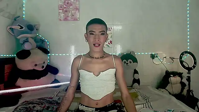 Snapshot of KimberlyXtreme chatting on September 25, 2025, 8:01 pm KimberlyXtreme online show from September 25, 2025, 8:01 pm
