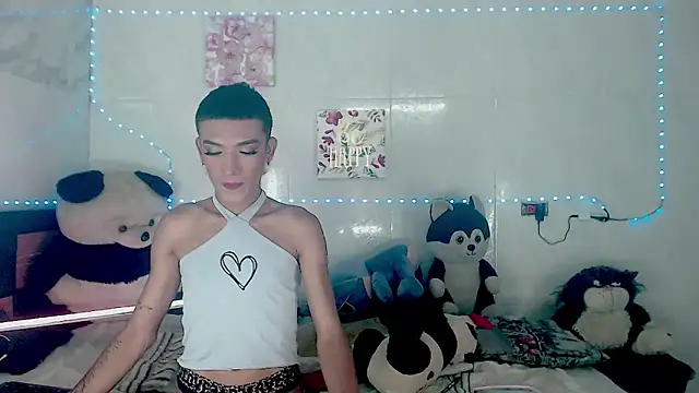 Snapshot of KimberlyXtreme chatting on September 26, 2025, 10:47 pm KimberlyXtreme online show from September 26, 2025, 10:47 pm
