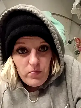 KITTYBOOBOOFUXX online show from November 29, 2025, 10:57 pm