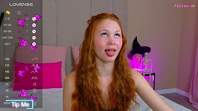 AmeliRoyse online show from October 22, 2025, 5:13 pm