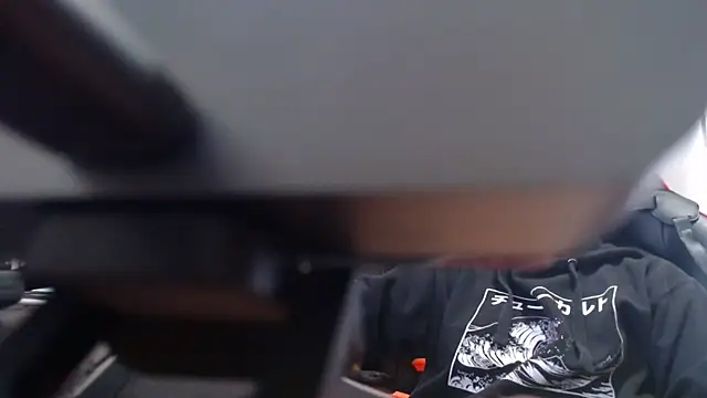 steez310 online show from November 29, 2025, 7:50 pm