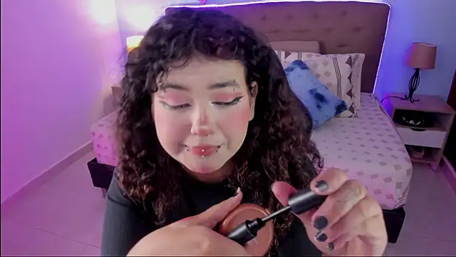  Lilly miller online show from November 13, 2025, 8:30 pm