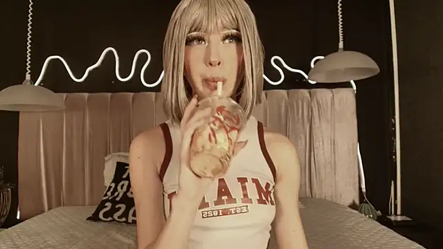 Zhally Dee online show from January 9, 2026, 7:59 pm