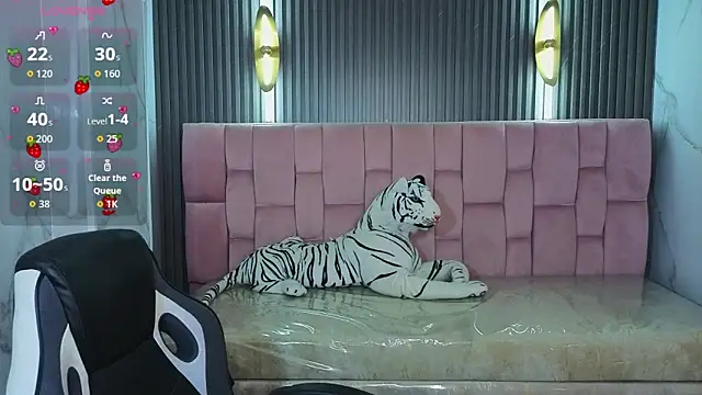  wendy b online show from November 27, 2025, 7:49 pm