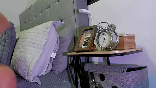 boys blackandwhite online show from September 18, 2025, 10:56 pm