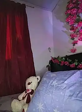 esmeralda jadees online show from September 30, 2025, 8:25 pm