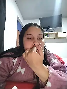 Snapshot of esmeralda_jadees chatting on July 14, 2026, 2:45 pm esmeralda jadees online show from July 14, 2026, 2:45 pm