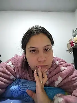 Snapshot of esmeralda_jadees chatting on July 26, 2026, 11:39 am esmeralda jadees online show from July 26, 2026, 11:39 am