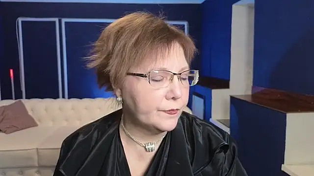 Snapshot of Kira_Kenet chatting on March 10, 2025, 2:37 pm Kira Kenet online show from March 10, 2025, 2:37 pm