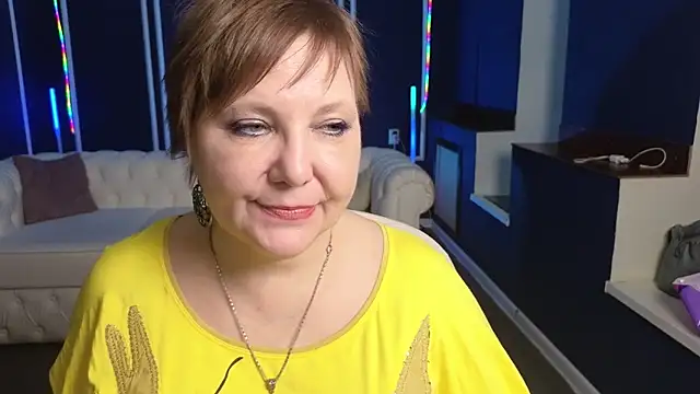 Snapshot of Kira_Kenet chatting on March 12, 2025, 12:10 am Kira Kenet online show from March 12, 2025, 12:10 am