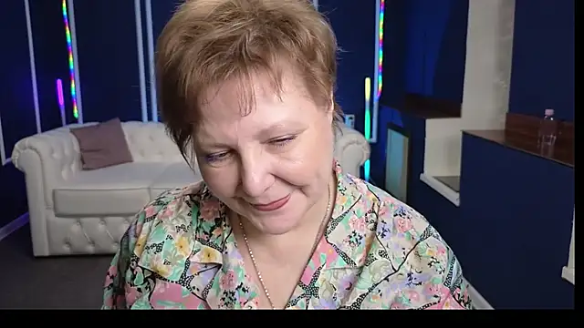 Snapshot of Kira_Kenet chatting on March 17, 2025, 5:49 pm Kira Kenet online show from March 17, 2025, 5:49 pm