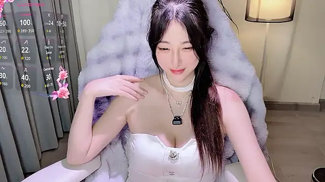 Snapshot of Audrey-12 chatting on January 31, 2026, 7:11 pm Audrey-12 online show from January 31, 2026, 7:11 pm