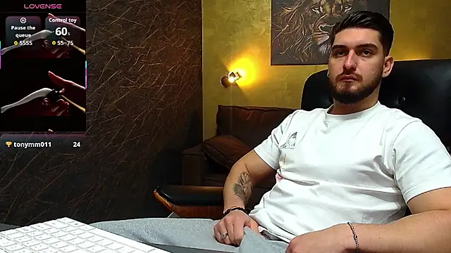 MatiasDean online show from October 13, 2025, 5:07 am