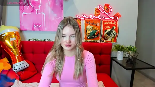 EvelineAmore online show from October 7, 2025, 8:44 am