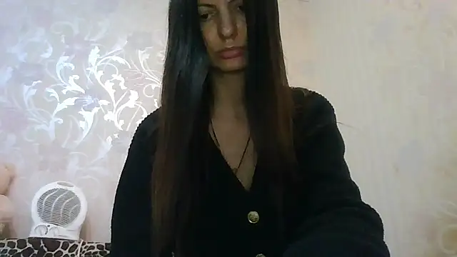 AliseWats online show from November 10, 2025, 7:35 pm