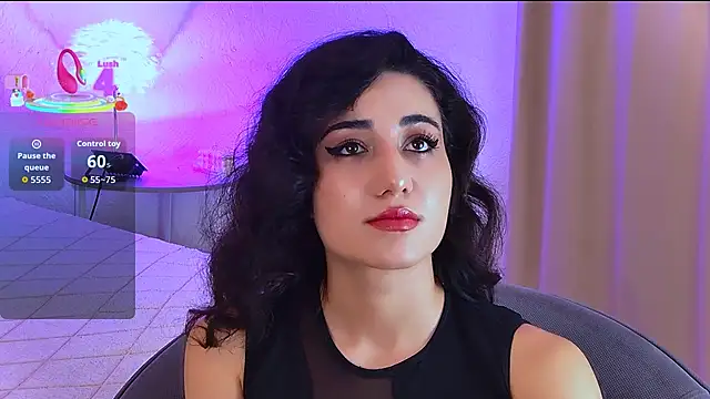 Maya Rogerss online show from October 5, 2025, 2:26 pm