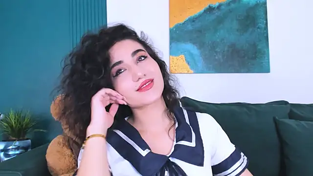 Maya Rogerss online show from November 4, 2025, 2:38 pm